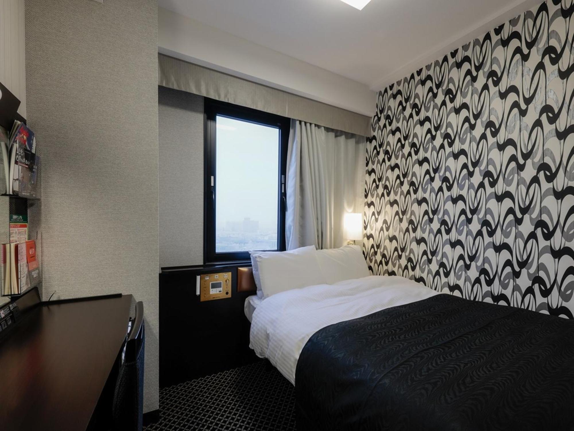 Apa Hotel Tonami Ekimae Ngoại thất bức ảnh