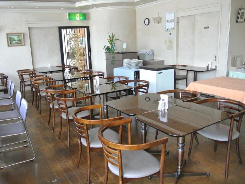 Apa Hotel Tonami Ekimae Ngoại thất bức ảnh