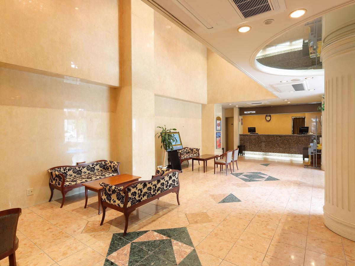 Apa Hotel Tonami Ekimae Ngoại thất bức ảnh